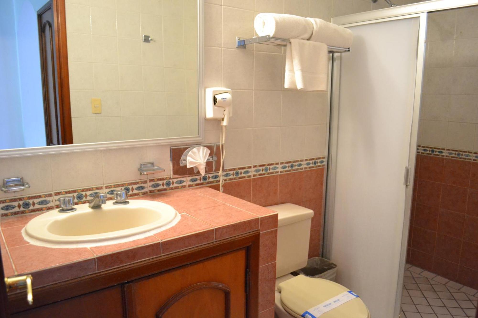 Maria Isabel Colima Hotel ภายนอก รูปภาพ